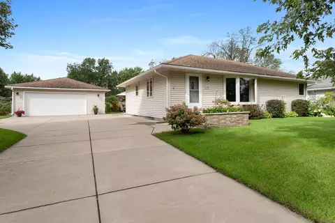 11748 Larch St NW, Coon Rapids, MN 55448