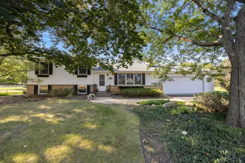 5217 W 91st St, Bloomington, MN 55437