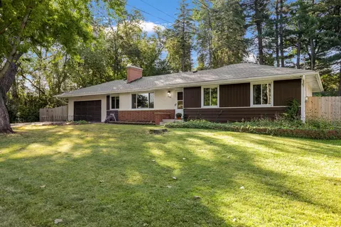 2364 Case Ave E, Maplewood, MN 55119 photo 34