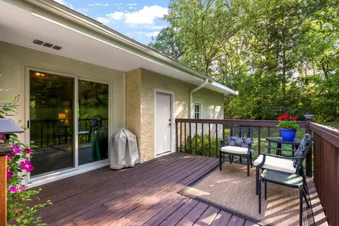 2364 Case Ave E, Maplewood, MN 55119 photo 27