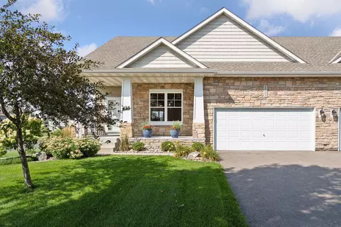 17289 Eagleview Dr, Farmington, MN 55024