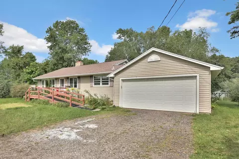 7848 Wyoming Trl, Chisago City, MN 55013