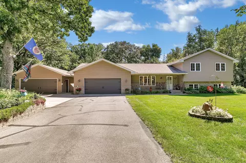 11487 85th Ave SE, Clear Lake, MN 55319