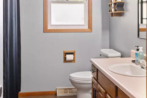 717 Colonial Cir, Faribault, MN 55021 photo 15
