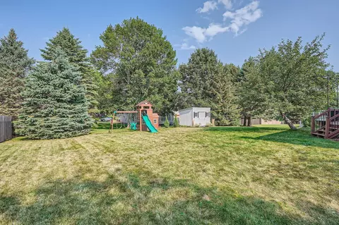 661 Coventry Pkwy, Eagan, MN 55123 photo 23