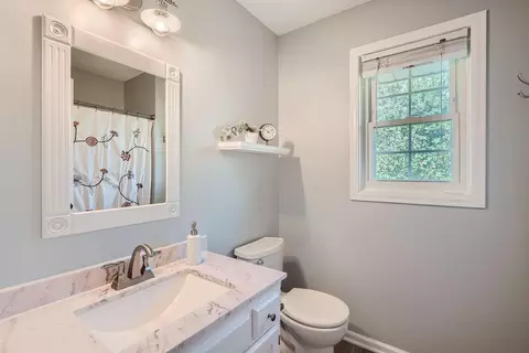 661 Coventry Pkwy, Eagan, MN 55123 photo 19