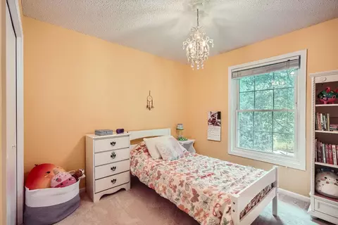 661 Coventry Pkwy, Eagan, MN 55123 photo 18