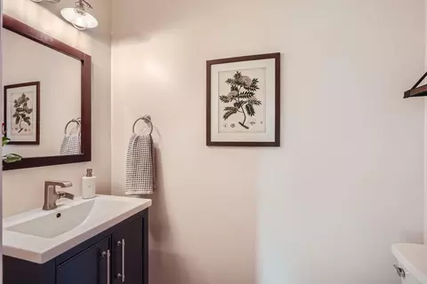661 Coventry Pkwy, Eagan, MN 55123 photo 12