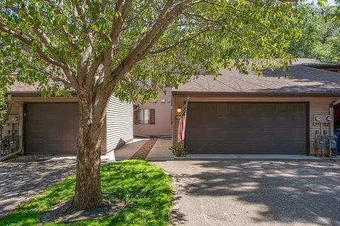 99 South Dr # E, Circle Pines, MN 55014 photo 25