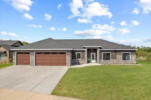 3311 Topaz Ln S, Saint Cloud, MN 56301