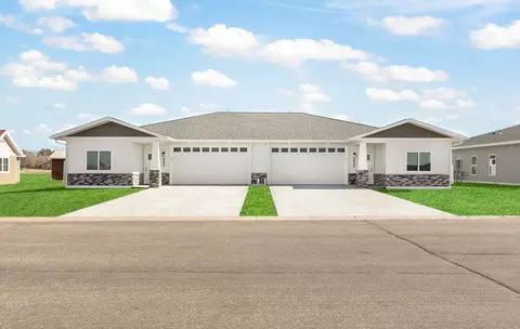 805 9th Ave SW #A, Perham, MN 56573 photo 2