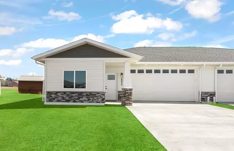 805 9th Ave SW #A, Perham, MN 56573