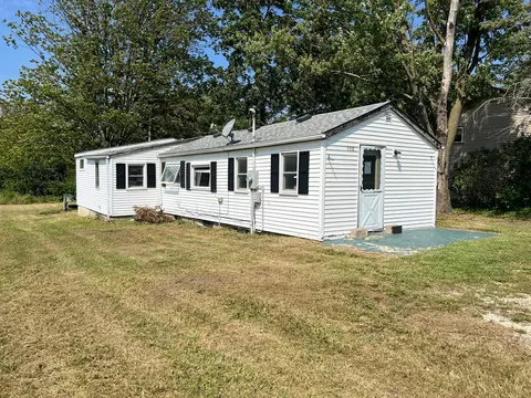 1112 S Washington Ave, Spring Valley, MN 55975