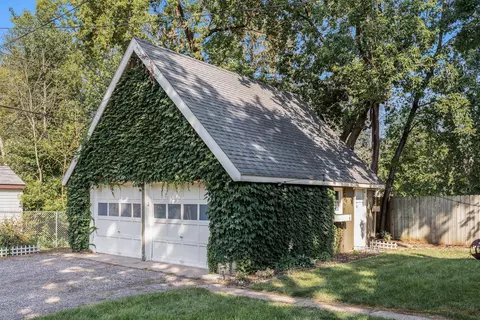 814 E 86th St, Minneapolis, MN 55420 photo 31
