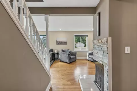 814 E 86th St, Minneapolis, MN 55420 photo 4