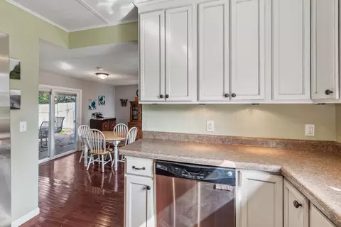 814 E 86th St, Minneapolis, MN 55420 photo 10