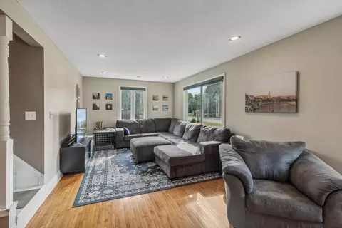 814 E 86th St, Minneapolis, MN 55420 photo 5