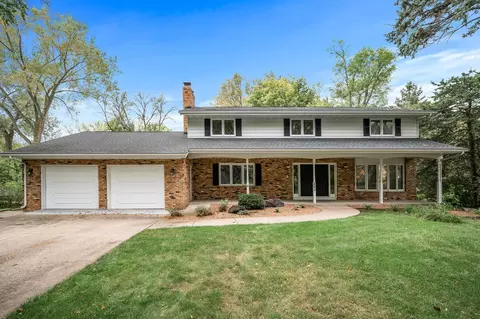 240 Rice Creek Blvd NE, Fridley, MN 55432