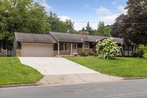 2067 Skyline Dr S, Burnsville, MN 55337