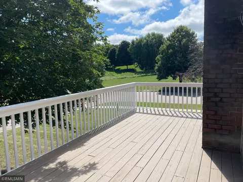 1689 Covington Ln, Eagan, MN 55122 photo 9