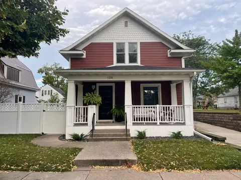 1226 15th St S, La Crosse, WI 54601