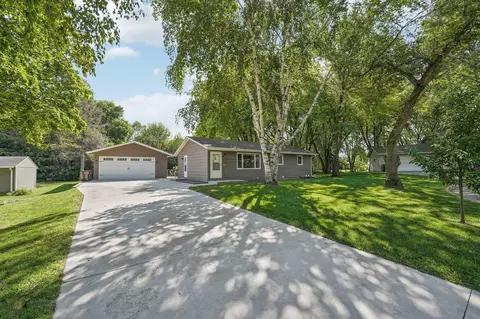 302 Andrea Cir, Buffalo, MN 55313