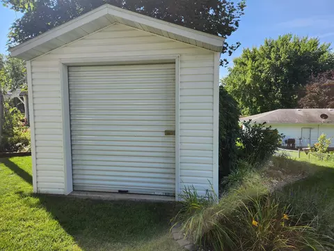 718 S 3rd Ave, Albert Lea, MN 56007 photo 7