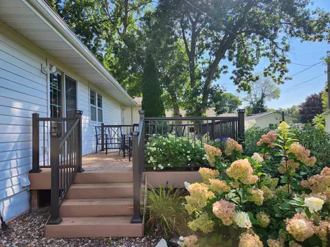 718 S 3rd Ave, Albert Lea, MN 56007 photo 4