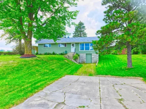 17665 Babcock Ave, Lester Prairie, MN 55354