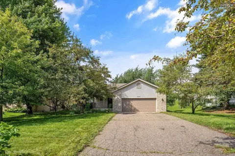 16402 Grinnell Ave, Lakeville, MN 55044