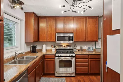 18030 Empire Trl, Farmington, MN 55024