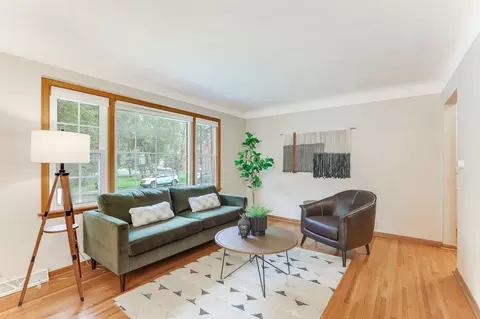 1928 Nokomis Ave, Saint Paul, MN 55119