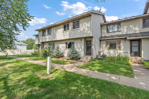 16156 Foliage Ave W, Rosemount, MN 55068