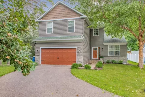 9269 Queensland Ln N, Maple Grove, MN 55311