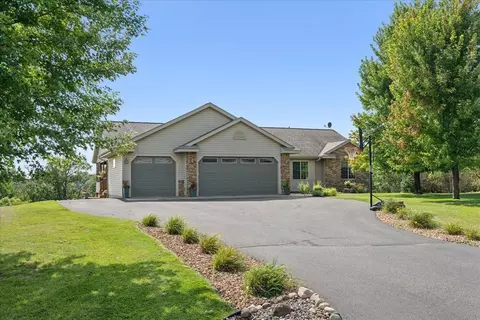 1371 Peninsula Rd, New Richmond, WI 54017