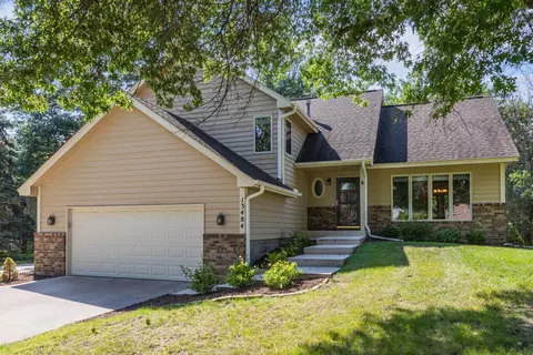 13484 Hidden Creek Dr, Andover, MN 55304