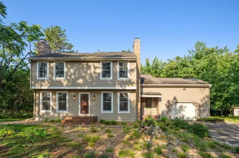 5641 Turtle Lake Rd, Shoreview, MN 55126