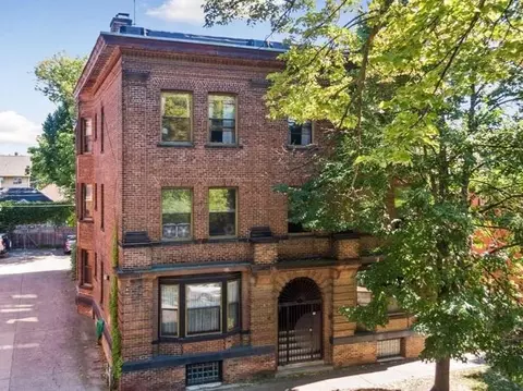182 Kent St #4, Saint Paul, MN 55102
