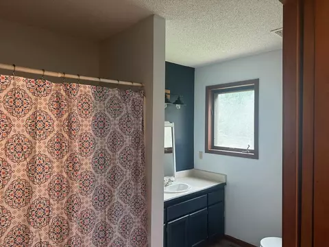 Bath - 47574 240th Ave, Mcgregor, MN 55760 photo 1 of 5