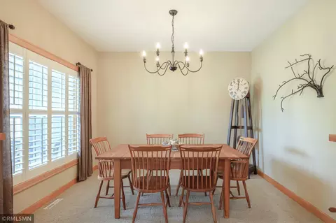 679 Pine Cone Trl, Eagan, MN 55123 photo 7