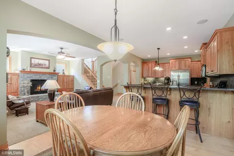 679 Pine Cone Trl, Eagan, MN 55123 photo 17