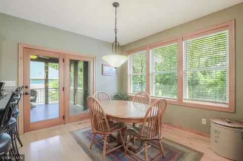 679 Pine Cone Trl, Eagan, MN 55123 photo 14