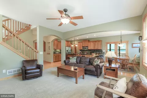 679 Pine Cone Trl, Eagan, MN 55123 photo 12