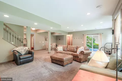 679 Pine Cone Trl, Eagan, MN 55123 photo 40