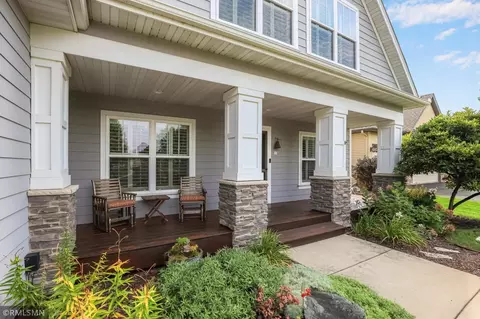 679 Pine Cone Trl, Eagan, MN 55123 photo 4