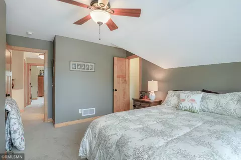 679 Pine Cone Trl, Eagan, MN 55123 photo 30