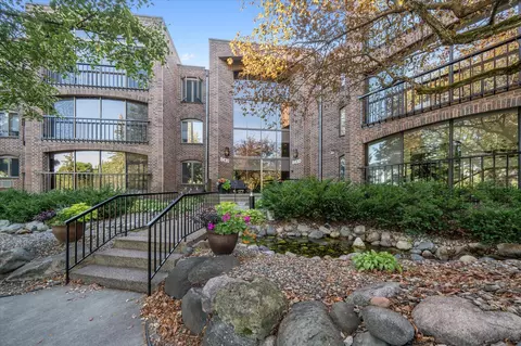 8430 Pennsylvania Rd #209, Bloomington, MN 55438