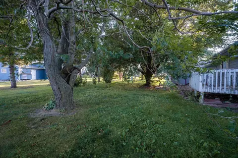 565 River Bluff Dr, Windom, MN 56101 photo 3