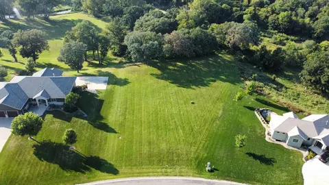 Nnnn Leaf Point, Lynd, MN 56157