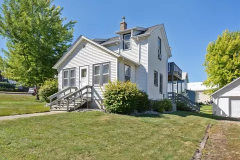 200 5th St, Jackson, MN 56143